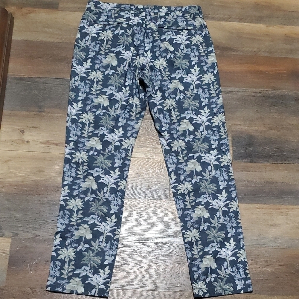 Tommy Bahama Green and Blue Golf Active Pants Palm Tree Print - Picture 8 of 9